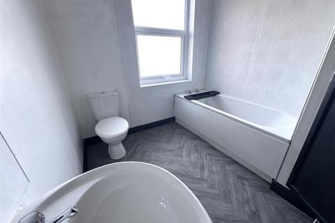 2 bedroom terraced house to rent, Hodroyd Cottages, Brierley