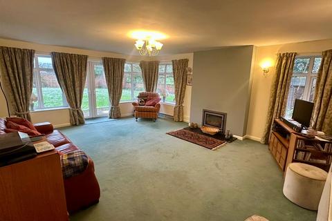 3 bedroom bungalow for sale, Burghill, Hereford
