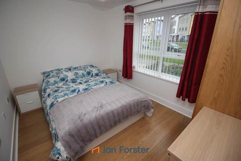 2 bedroom flat to rent, February Courtyard, The Staithes