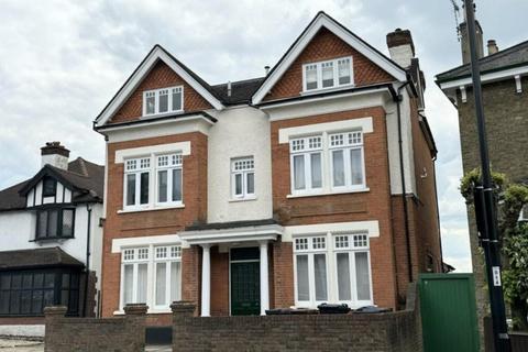 2 bedroom flat to rent, London CR0