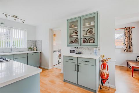 4 bedroom detached house for sale, Millais Court, Horsham