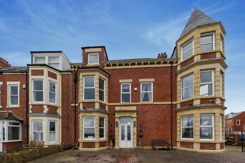 5 bedroom terraced house for sale, Windsor Crescent, Whitley Bay