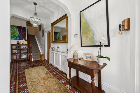 5 bedroom terraced house for sale, Windsor Crescent, Whitley Bay