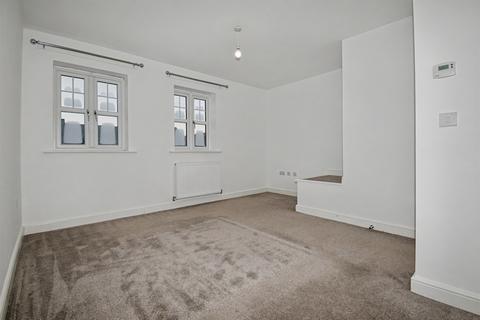 2 bedroom terraced house to rent, Bircotes DN11