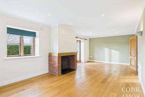 3 bedroom semi-detached house for sale, West Town Court, Kingsland