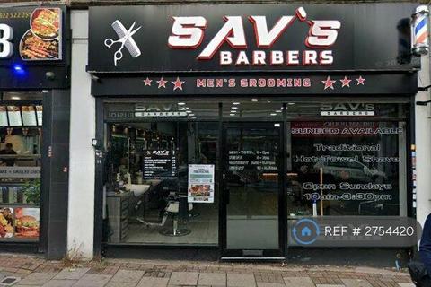 2 bedroom flat to rent, High Street, Crayford, DA1
