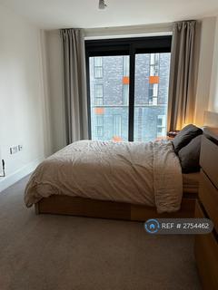1 bedroom flat to rent, Millharbour, London, E14