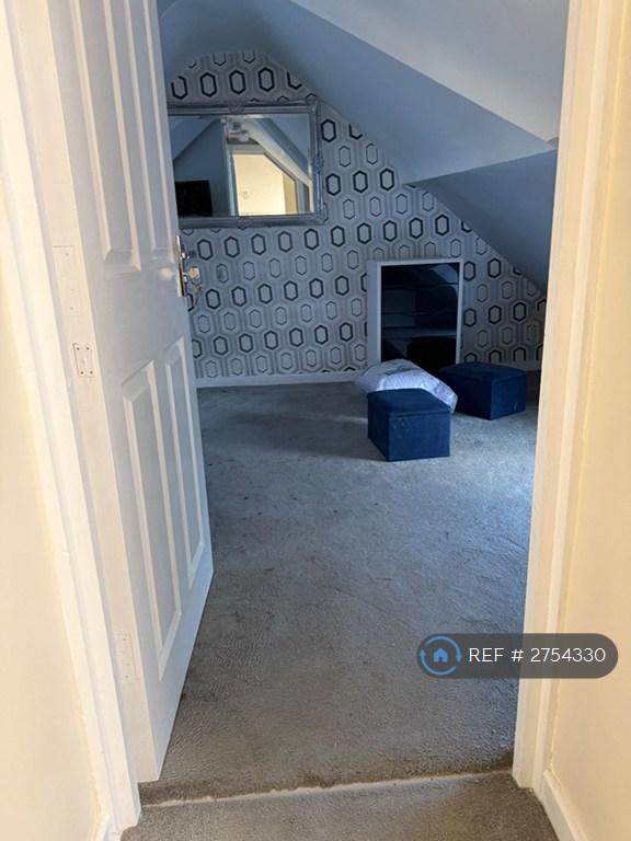 Second Floor Onsite Room