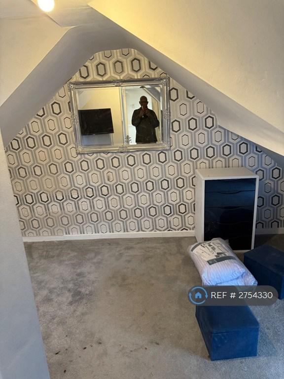 Second Floor Onsite Room