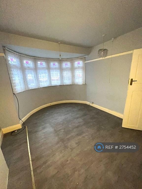 Front Bedroom