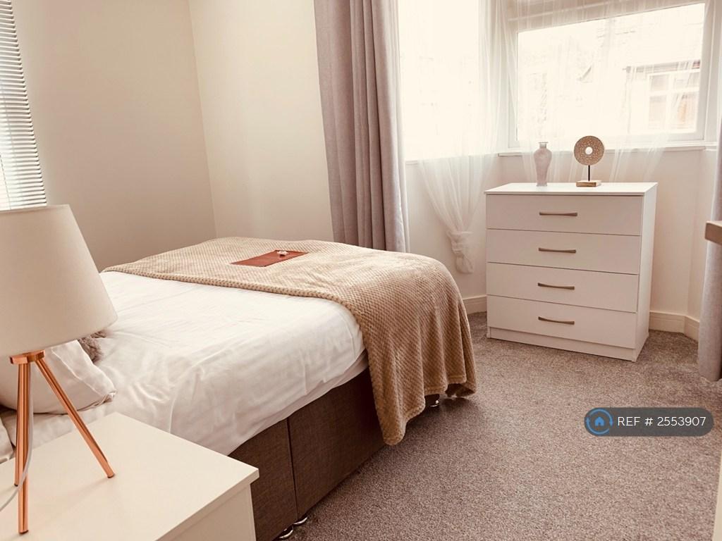 Flat 1 - £1,650 (Available On 17th...