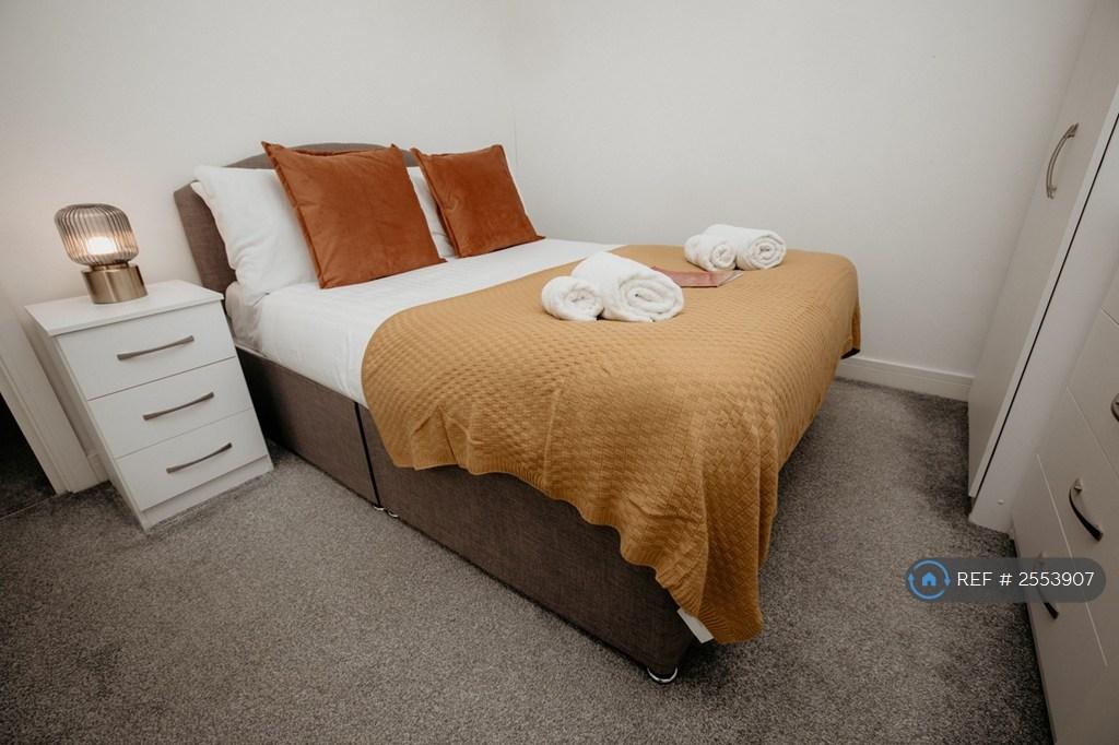 Flat 2 - £1,450 (Available On 26th...