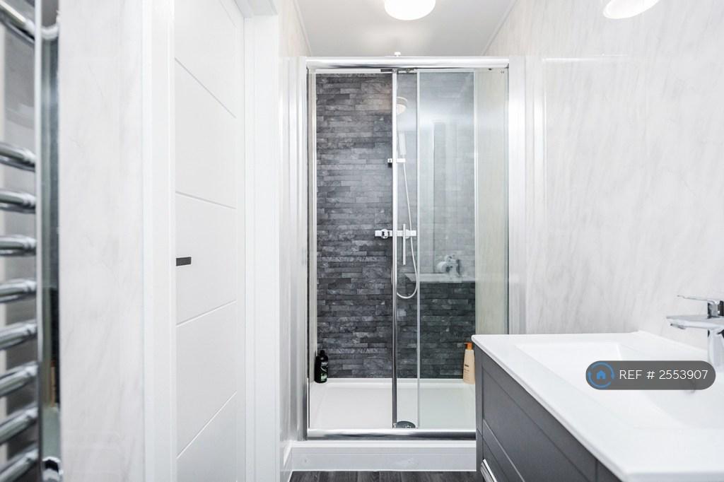 Flat 3 - £1,650 (Available On 17th...