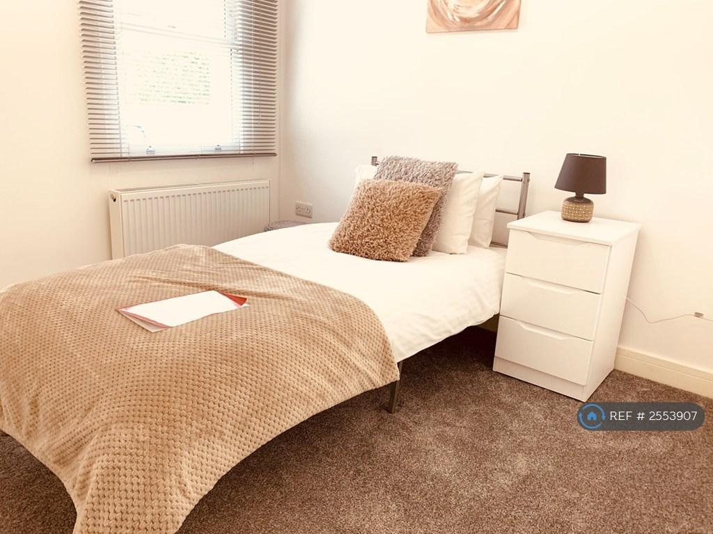 Flat 1 - £1,650 (Available On 17th...
