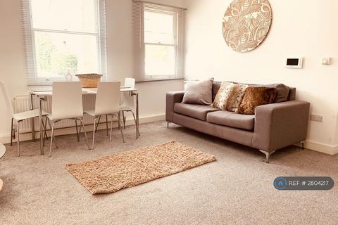 2 bedroom flat to rent, Elthorne Road, Uxbridge, UB8