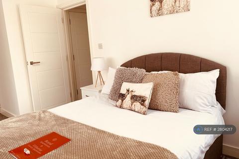 2 bedroom flat to rent, Elthorne Road, Uxbridge, UB8