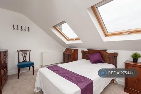 undefined, Kirk Street, Edinburgh, EH6