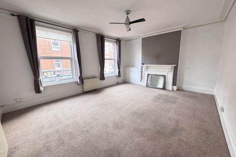 3 bedroom flat to rent, Rolle Street, Exmouth EX8