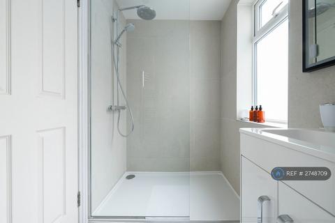 4 bedroom terraced house to rent, Shorrolds Road, London, SW6