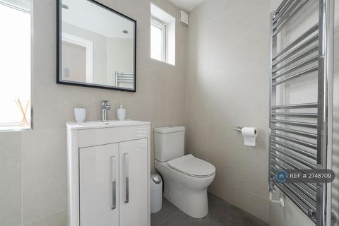 4 bedroom terraced house to rent, Shorrolds Road, London, SW6