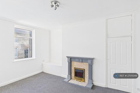 3 bedroom terraced house to rent, Thames Street, Newcastle, NE17