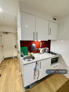 Studio to rent, Gradpad Wood Lane Studios, London, W12