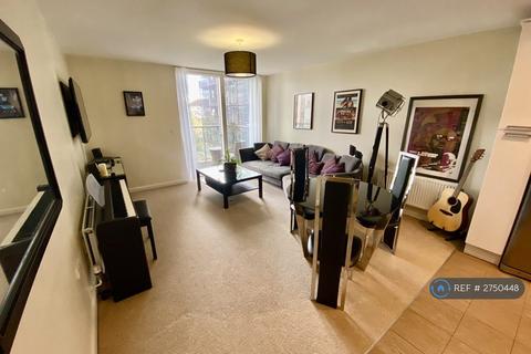 2 bedroom flat to rent, Ealing Road, London, TW8