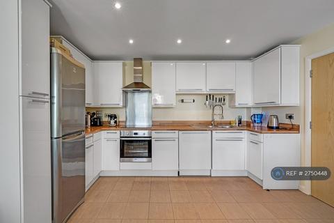 undefined, Ealing Road, London, TW8