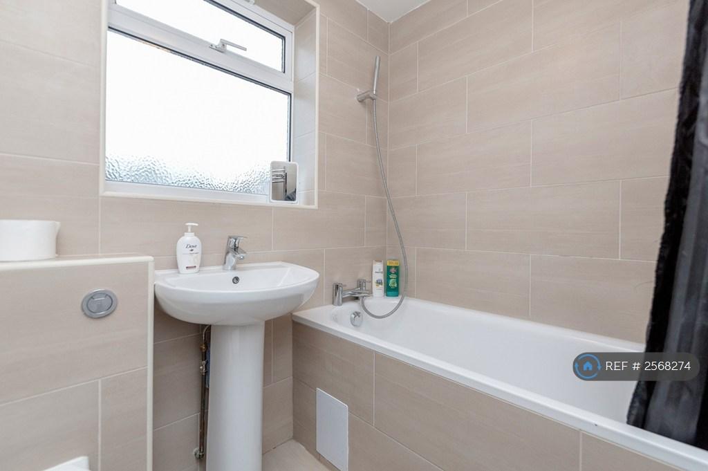 Flat 3 - £1,500 (Available On 31st March...
