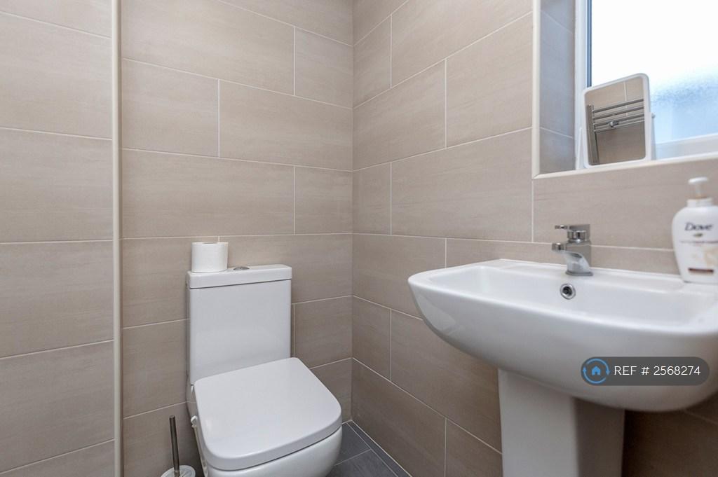 Flat 1 - £1,350 (Available On 17th...
