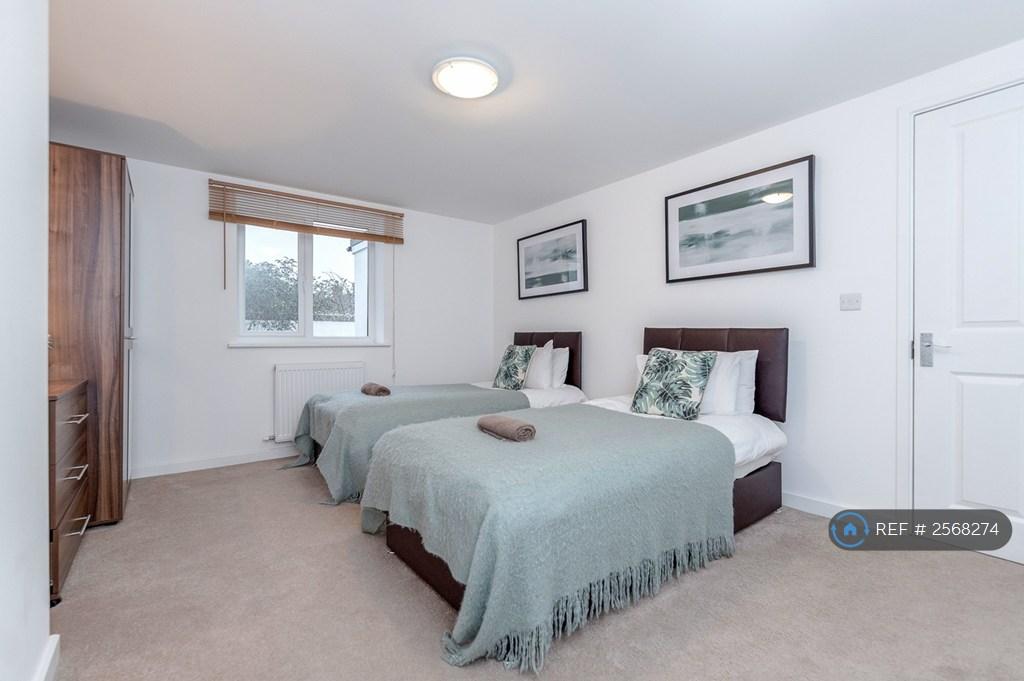 Flat 2 - £1,500 (Available On 18th July...
