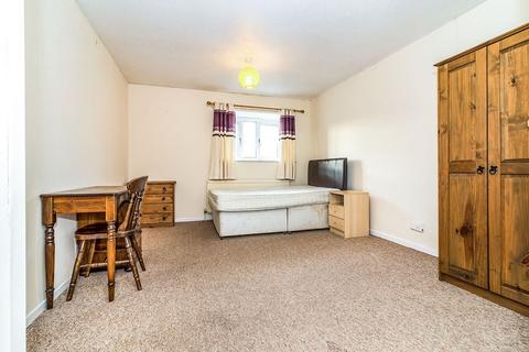 undefined, McCready Drive, Salford M5