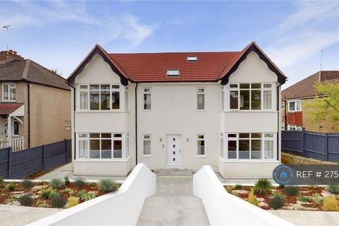 undefined, Godstone Road, Whyteleafe, CR3