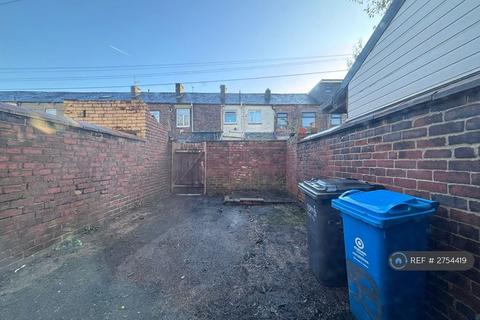 undefined, Gordon Avenue, Oldham, OL4