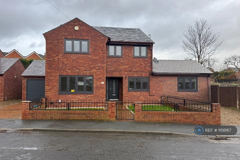 4 bedroom terraced house to rent, Westerton Road, Tingley, Wakefield, WF3