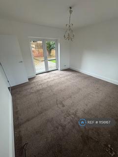 4 bedroom terraced house to rent, Westerton Road, Tingley, Wakefield, WF3