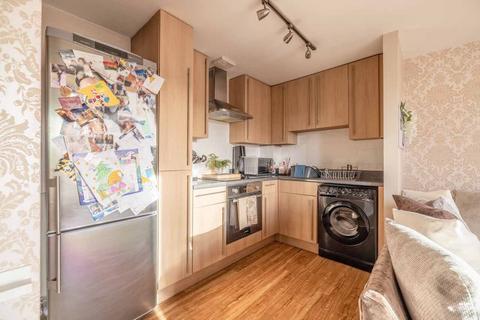 1 bedroom apartment for sale, Mill Street, Slough SL2