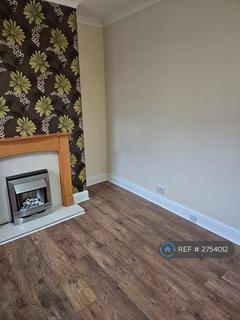 2 bedroom terraced house to rent, Smith Street, Chorley, PR7