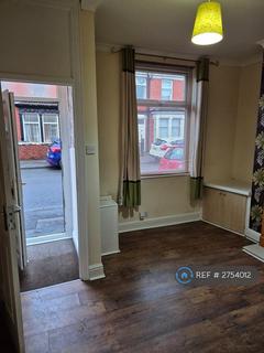 2 bedroom terraced house to rent, Smith Street, Chorley, PR7