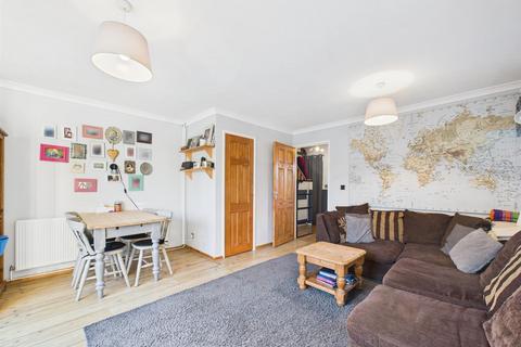 2 bedroom end of terrace house for sale, Hereford Way, Aylesbury HP19