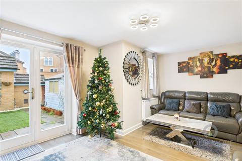 4 bedroom end of terrace house to rent, Kelly Gardens, Milton Keynes MK4