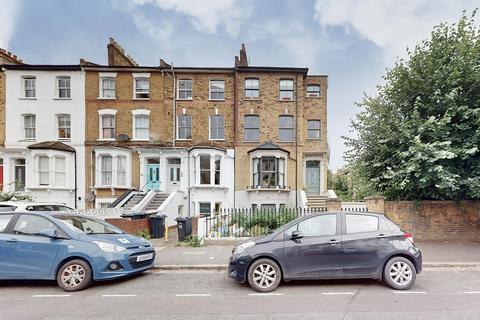 1 bedroom flat to rent, Colvestone Crescent, London
