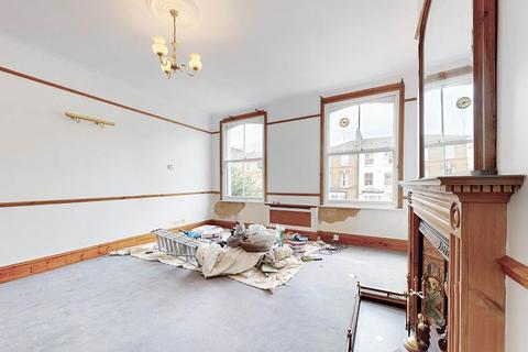 1 bedroom flat to rent, Colvestone Crescent, London