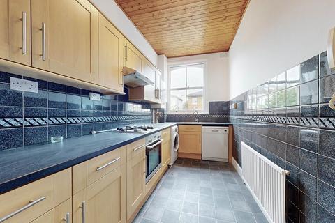 1 bedroom flat to rent, Colvestone Crescent, London