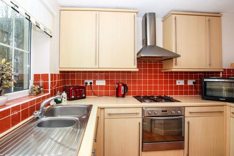 2 bedroom terraced house to rent, St. Katherines Mews, Peterborough PE7