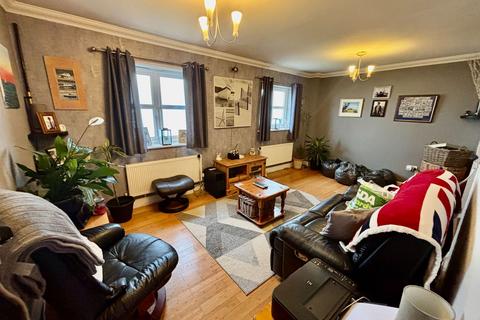 1 bedroom flat to rent, Ensenada Reef, Eastbourne BN23