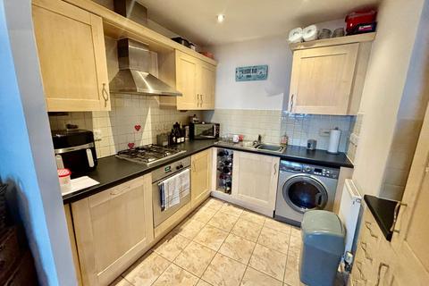 1 bedroom flat to rent, Ensenada Reef, Eastbourne BN23