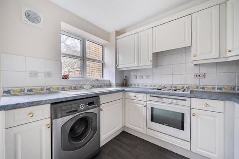 undefined, Montague Close, Berkshire RG40
