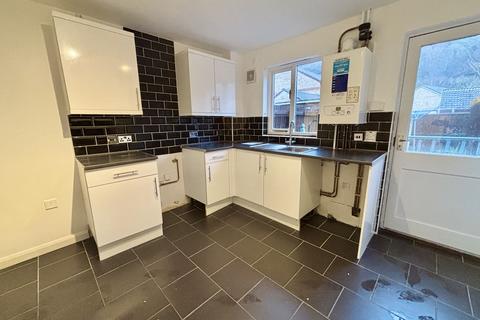2 bedroom terraced house to rent, Carreg Yr Afon, Godrergraig, Swansea.