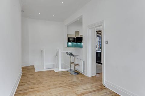 4 bedroom terraced house to rent, Shepherds Hill, N6